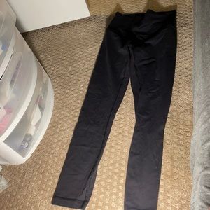 Black lulu lemon align leggings
